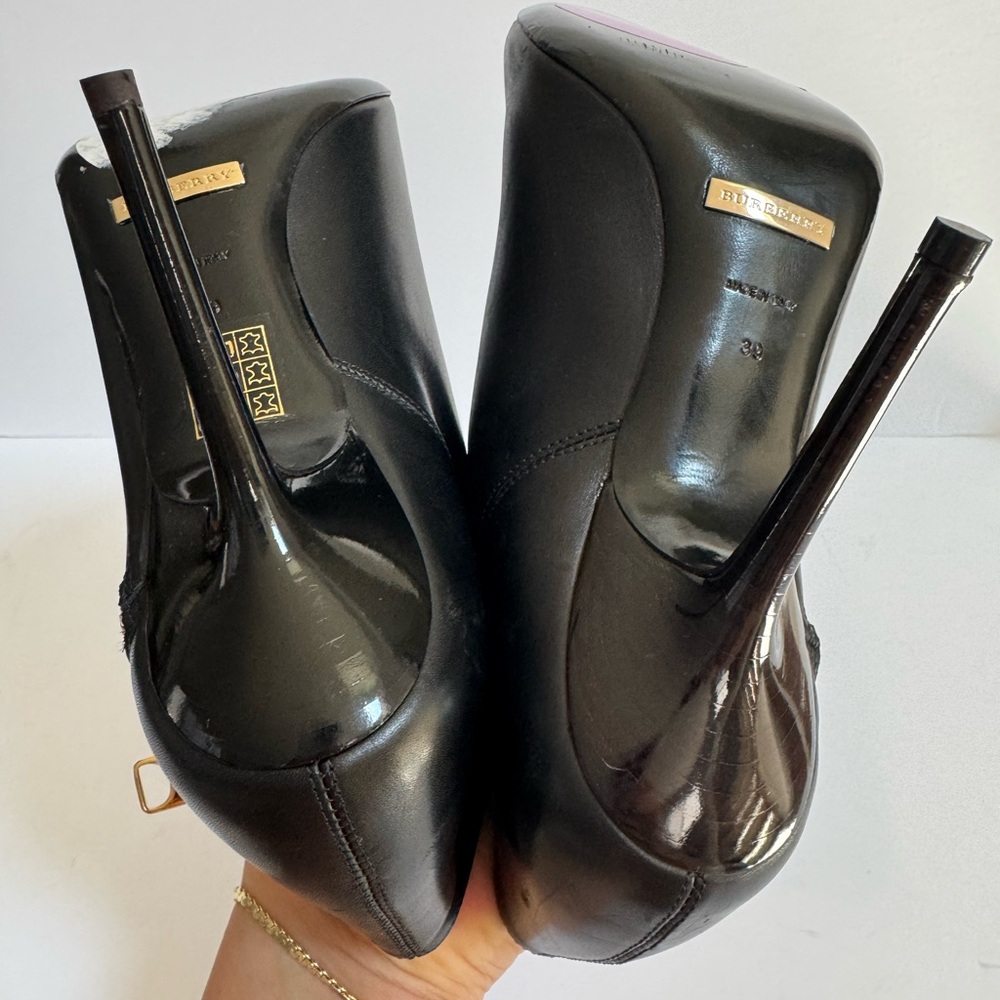 Burberry Black and Gold Heeled Boots - Picture 15 of 15